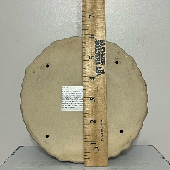 Kirklands Potters Garden II Snowmen Pottery Candle Holder Round 4.5” T x 6” Diam - Picture 4 of 11